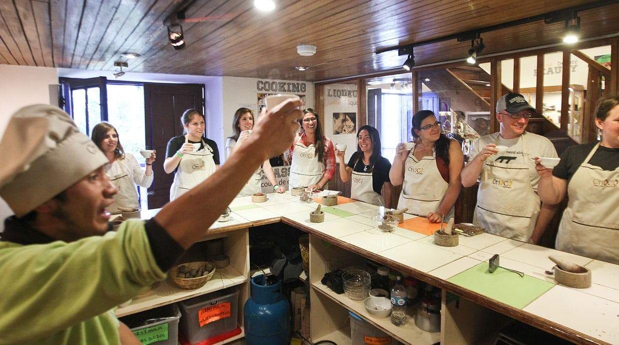 Learn about one of the most important agricultural products of the Dominican Republic in an interactive guided tour.