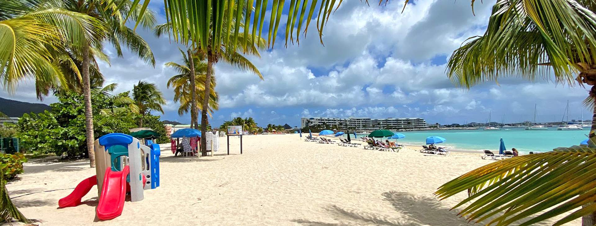 Kim Sha Beach Sint Maarten
