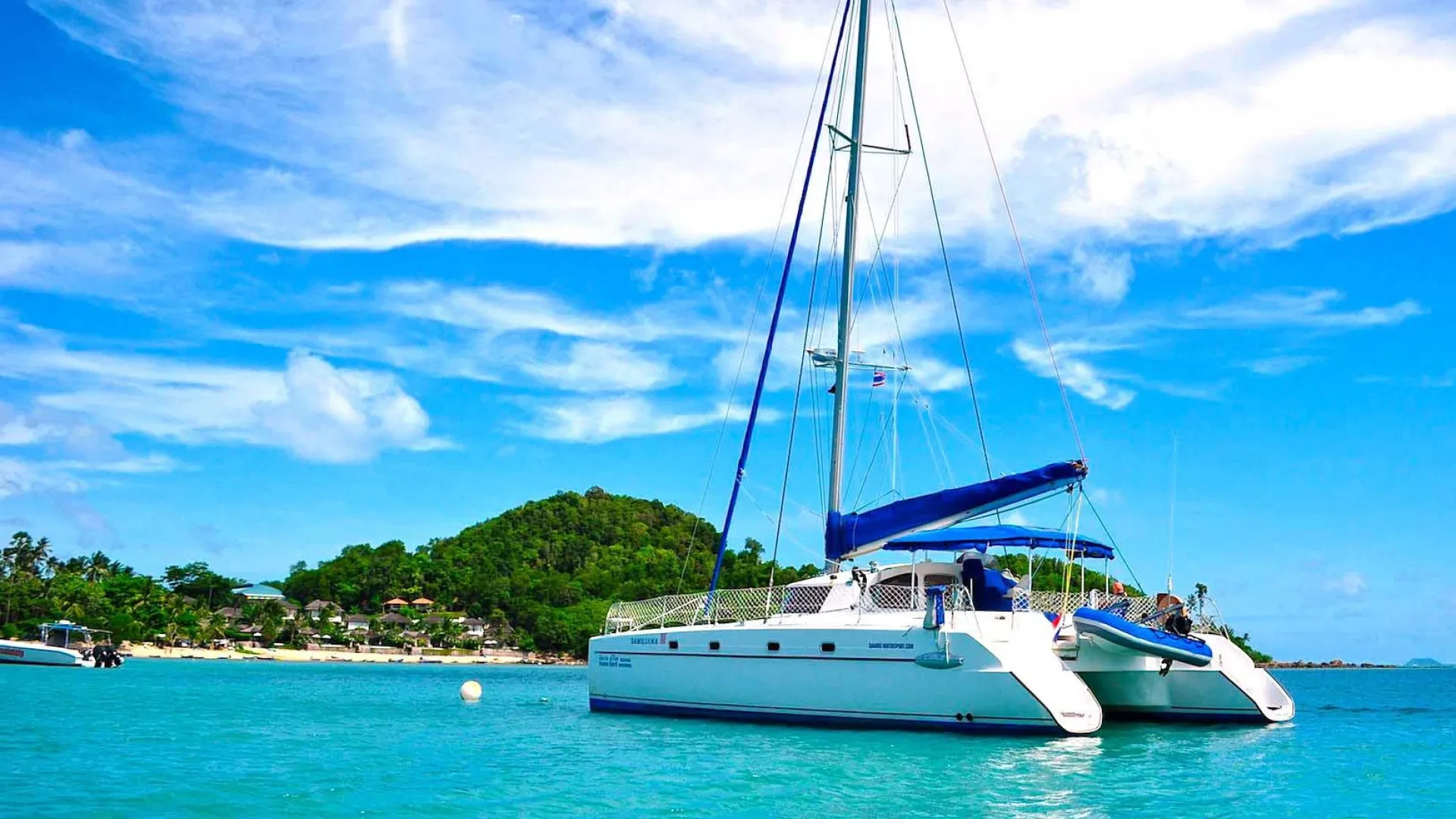 Sail, Snorkel & Lunch Catamaran Cruise