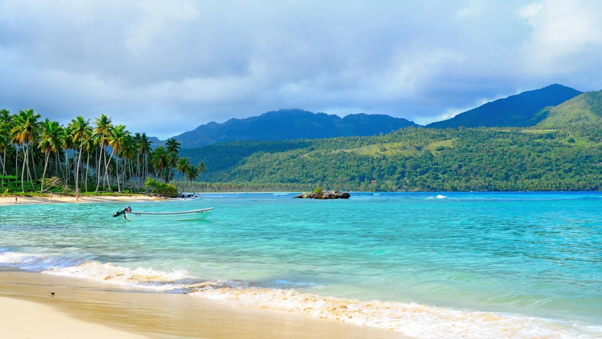 Rincon Beach Getaway with Lobster Lunch from Samana