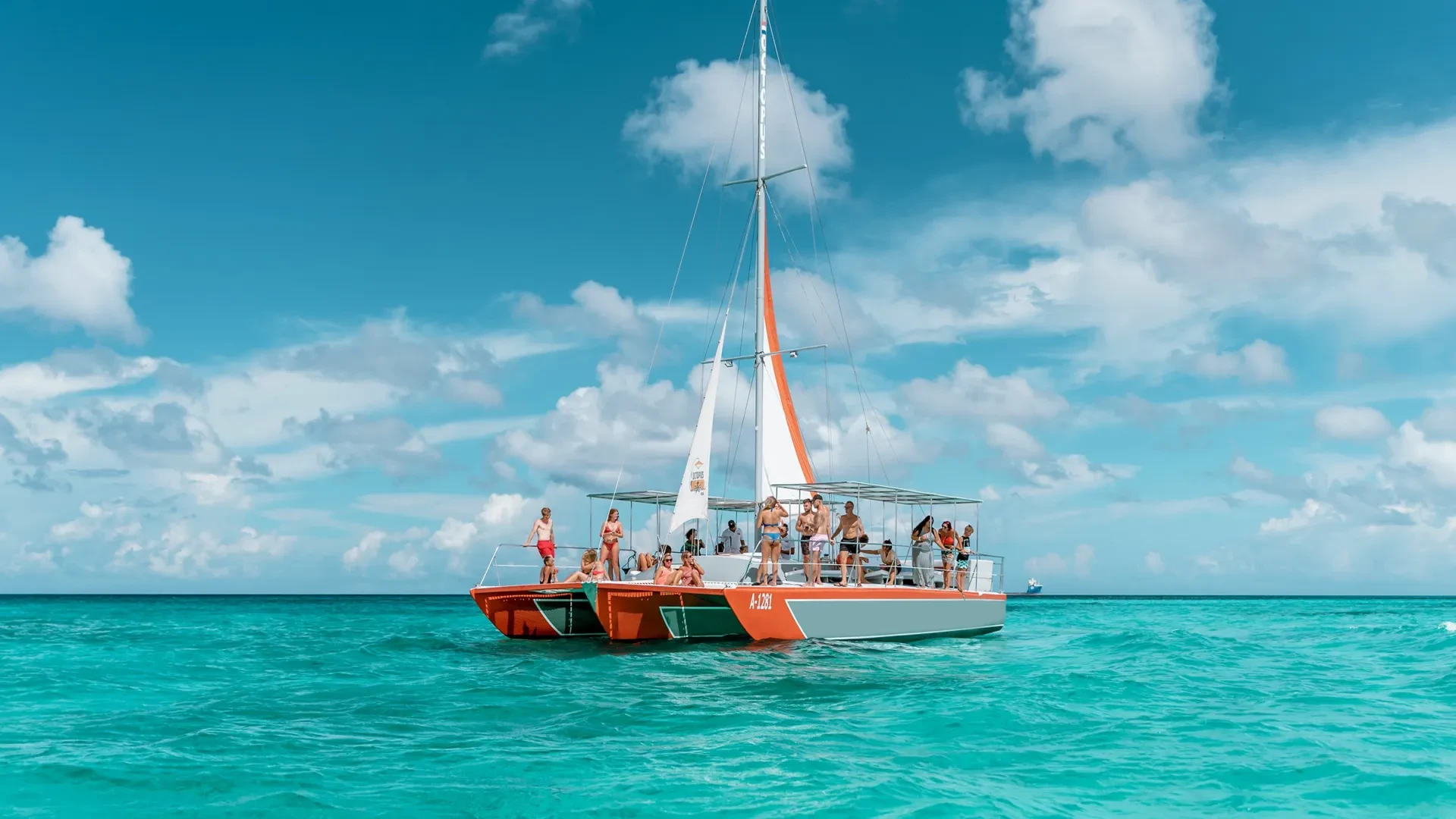Catamaran Charter in Aruba