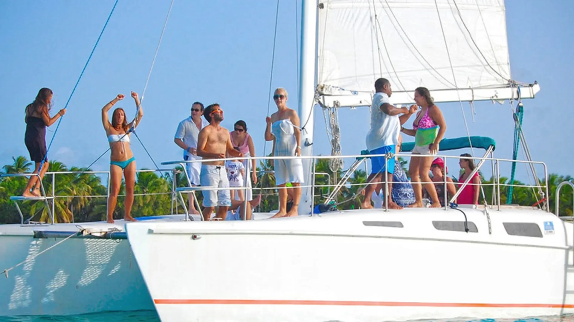 Snorkel & Party Catamaran Tour in Punta Cana