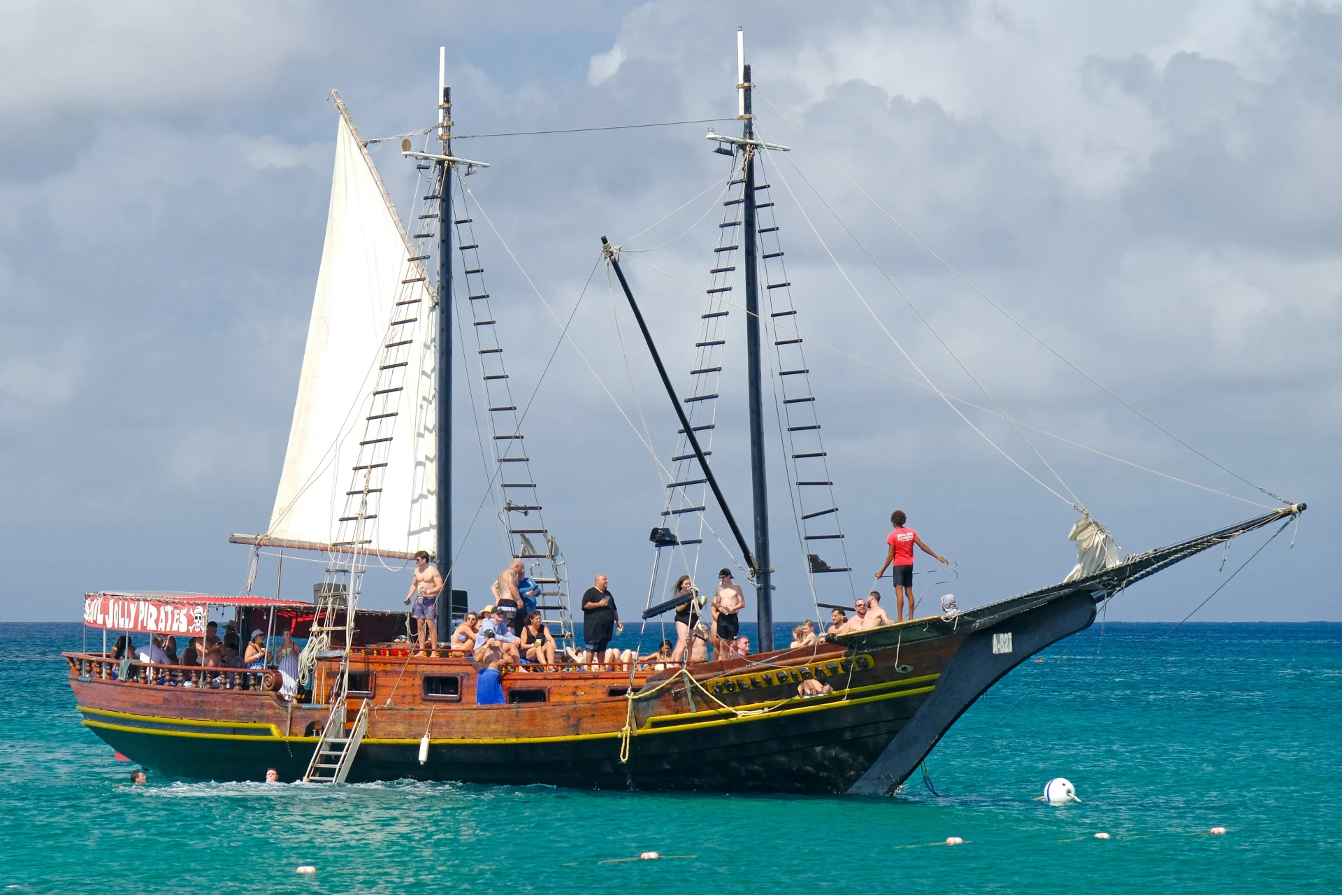 Boat tour to Malmok Beach Aruba