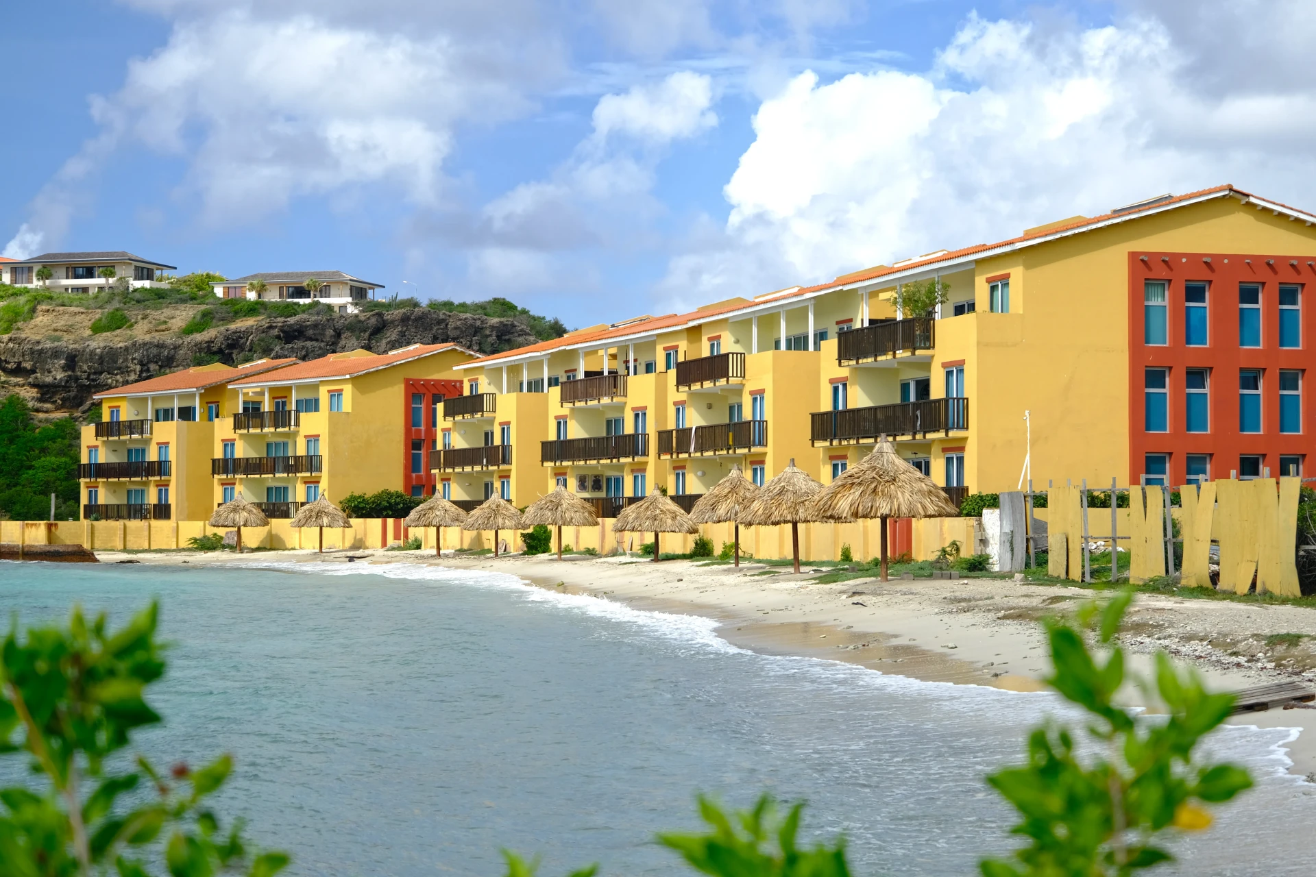 Palapa Beach Resort & Marina Caracas Bay